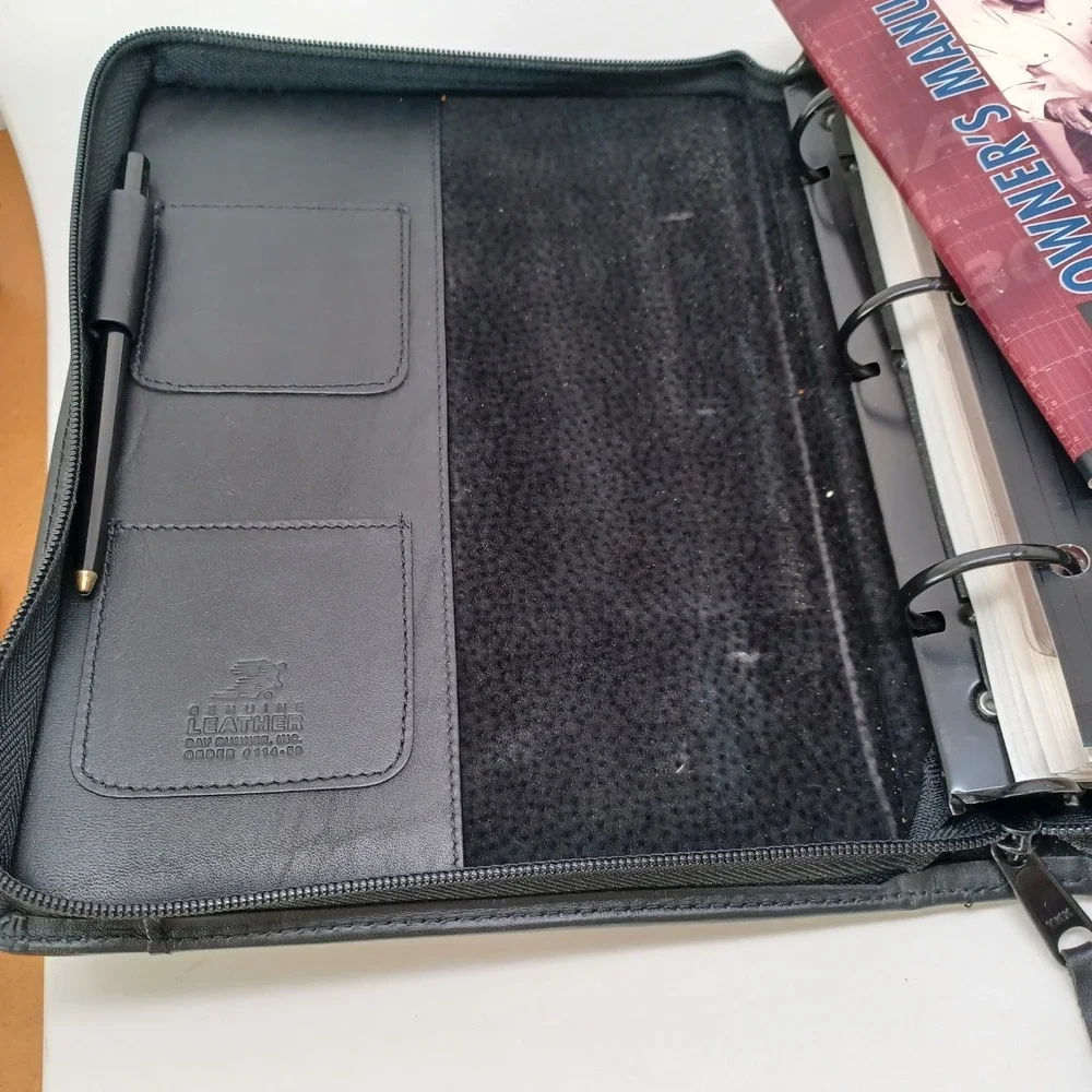 Day Runner Genuine Black‎ Leather Zip Around Organizer Binder Planner Business